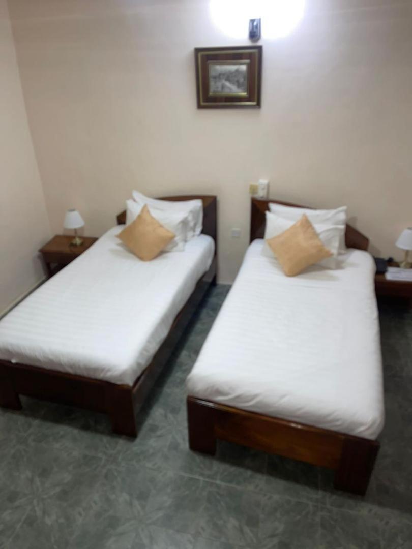 Hotel Barmoi Фритаун Экстерьер фото